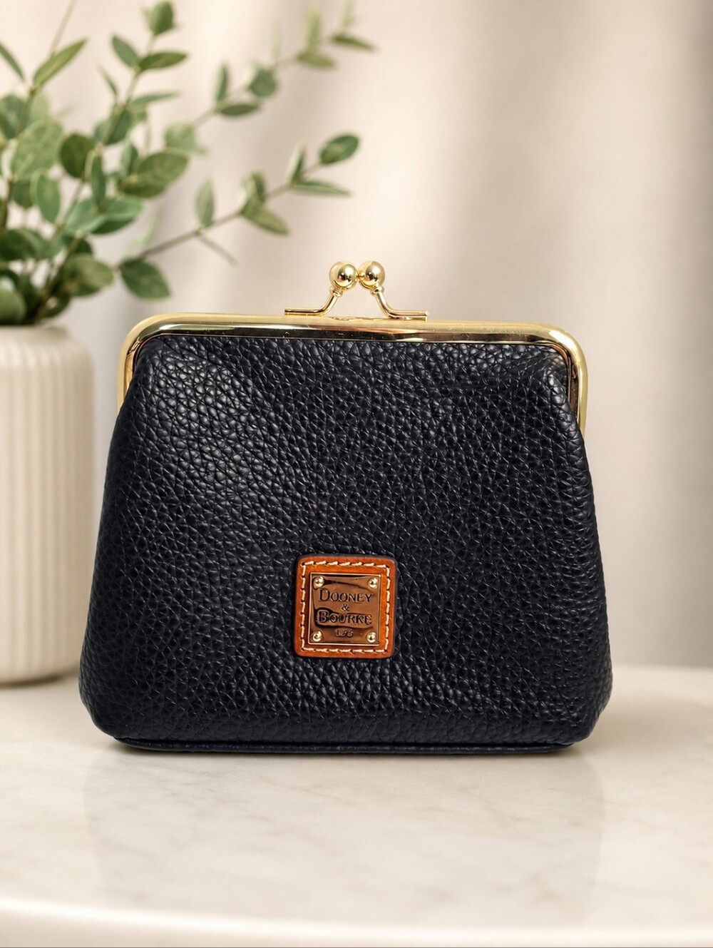 Dooney & Bourke Pebble Grain Large Framed Purse Black Kiss Lock Wallet NWOT